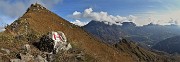 36 Vista panoramica dalla selletta (1280 m ) sulla Val Serina